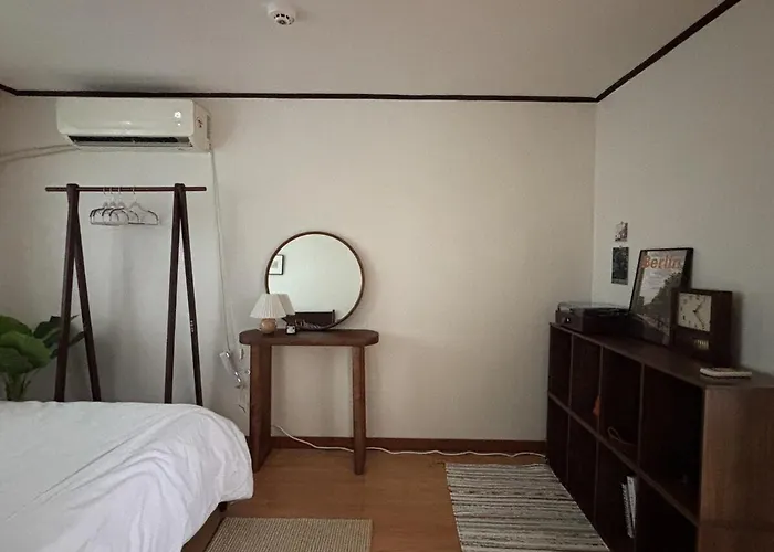 Sinnonhyeon Station 3-minute Walk, Gangnam Plastic Surgery Hospital, Ideal For Shopping, Airport Bus, Washer And Dryer, 2br, Free Luggage Storage Willa *